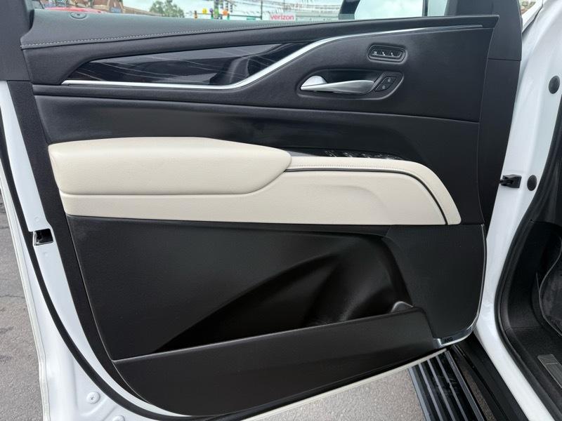 Cadillac Escalade 4WD 4dr Sport 2023