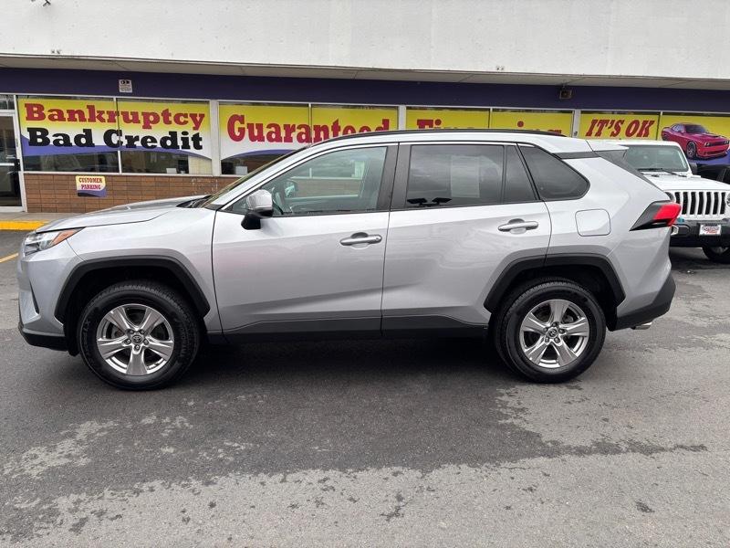 Toyota RAV4 XLE AWD (Natl) 2023