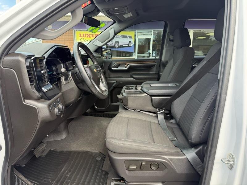 Chevrolet Silverado 1500 4WD Crew Cab 147" LT w/2FL 2024
