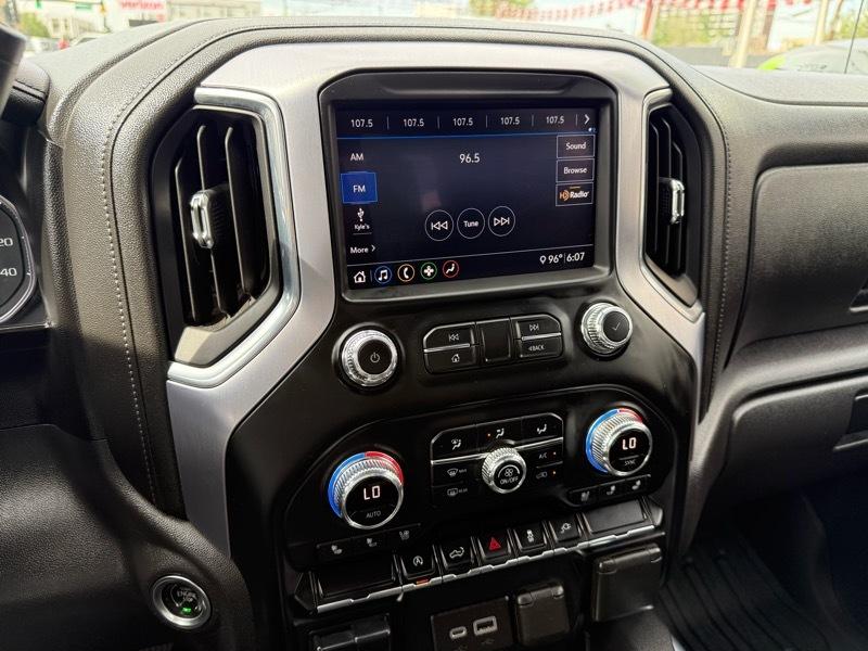 GMC Sierra 1500 4WD Crew Cab 147" SLT 2020