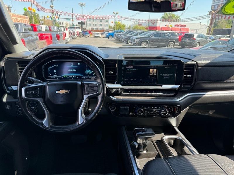 Chevrolet Silverado 1500 4WD Crew Cab 147" LTZ 2023