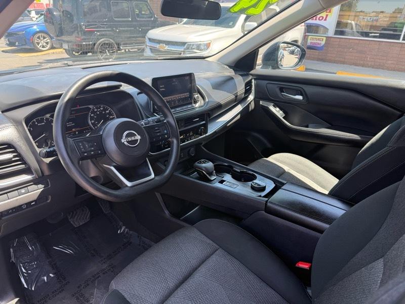 Nissan Rogue AWD SV 2024