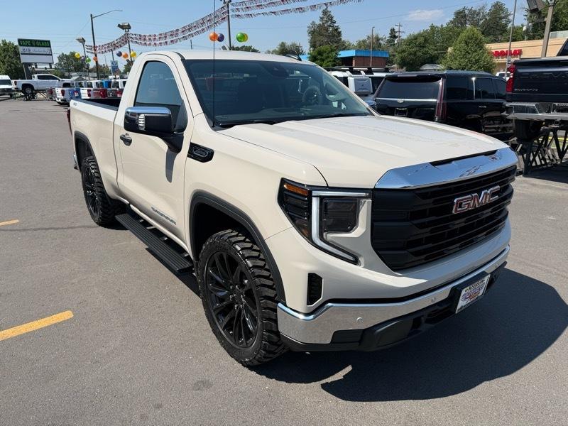GMC Sierra 1500 4WD Reg Cab 126" Pro 2026