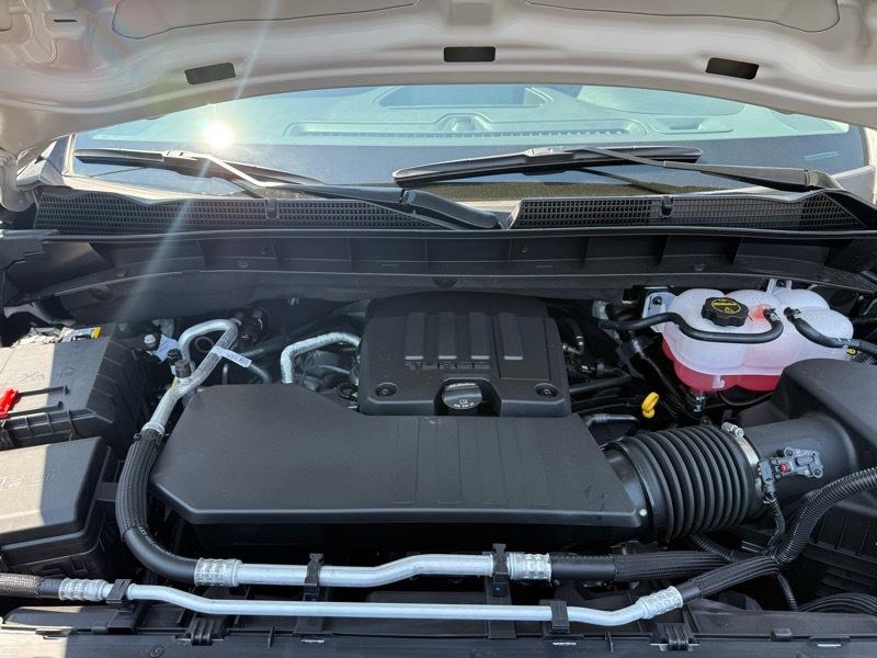 GMC Sierra 1500 4WD Reg Cab 126" Pro 2026