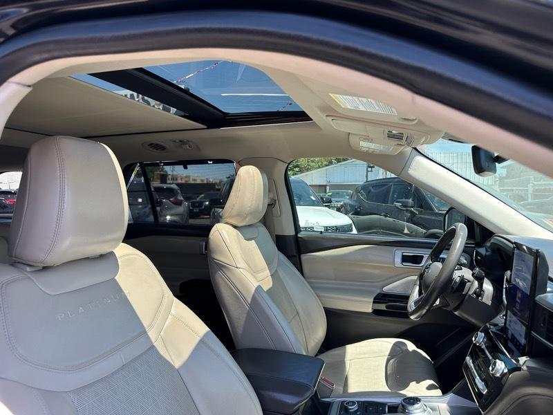Ford Explorer Platinum 4WD 2021