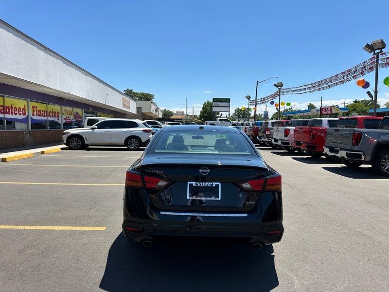 Nissan Altima 2.5 SR AWD Sedan 2023