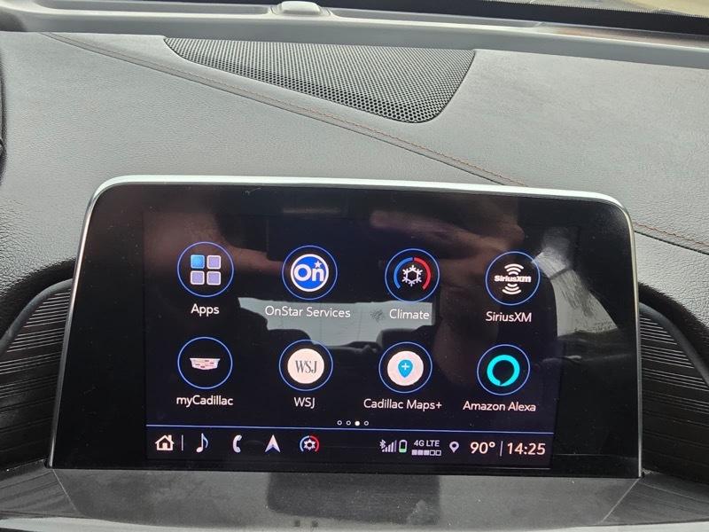 Cadillac CT4 4dr Sdn V-Series 2021