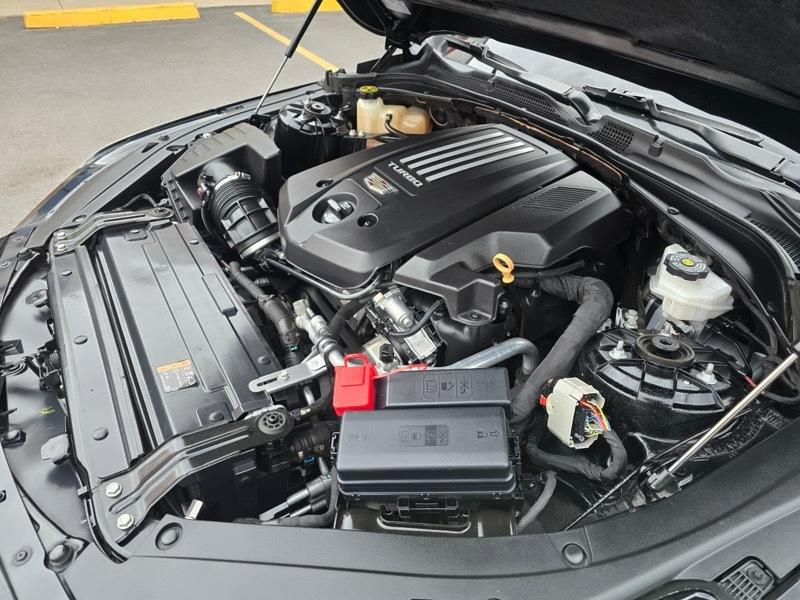 Cadillac CT4 4dr Sdn V-Series 2021