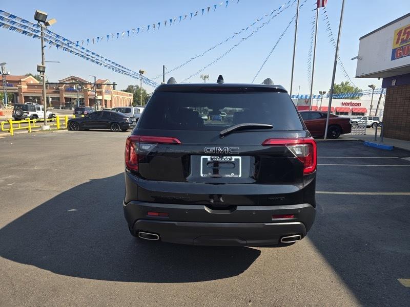 GMC Acadia AWD 4dr SLT 2023