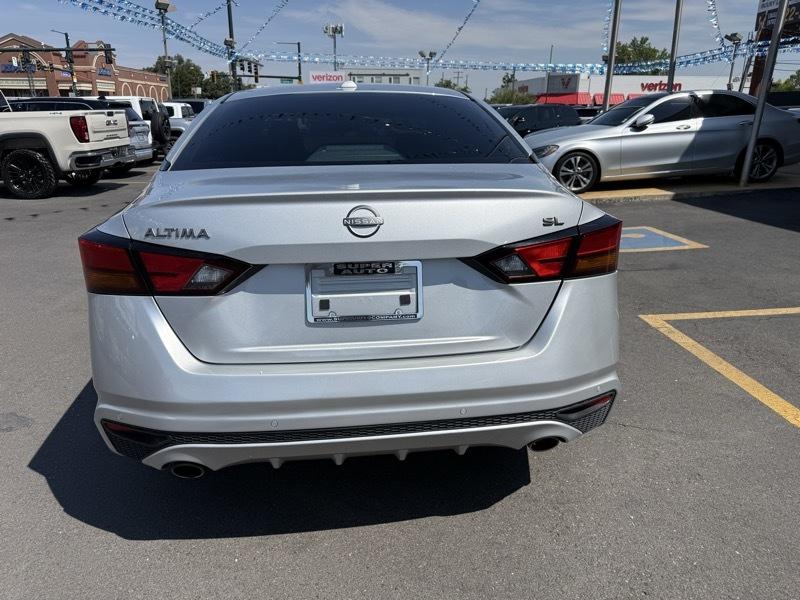 Nissan Altima 2.5 SL Sedan 2023