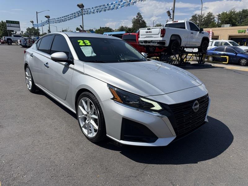 Nissan Altima 2.5 SL Sedan 2023