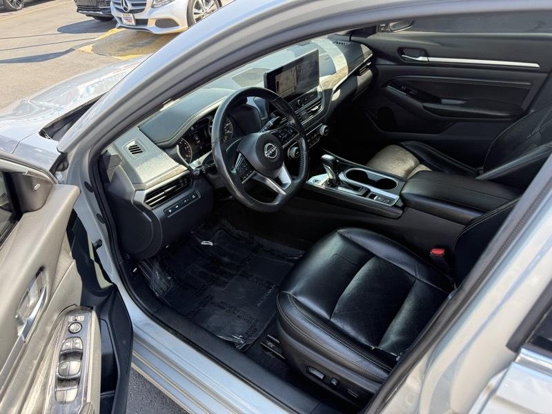 Nissan Altima 2.5 SL Sedan 2023