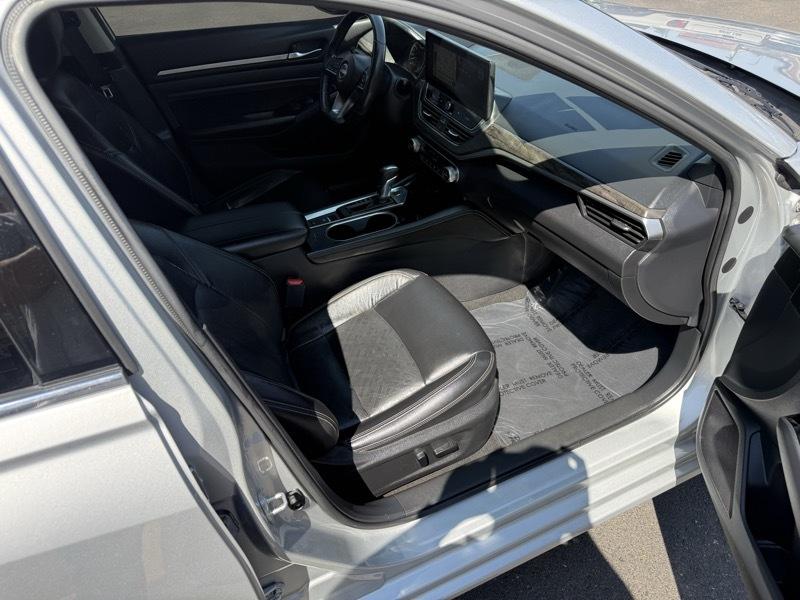Nissan Altima 2.5 SL Sedan 2023