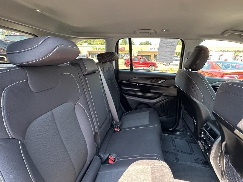 Jeep Grand Cherokee Laredo 4x4 2023