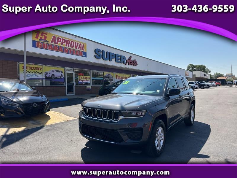 Jeep Grand Cherokee Laredo 4x4 2023