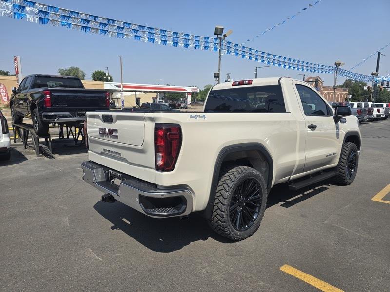 GMC Sierra 1500 4WD Reg Cab 126" Pro 2026