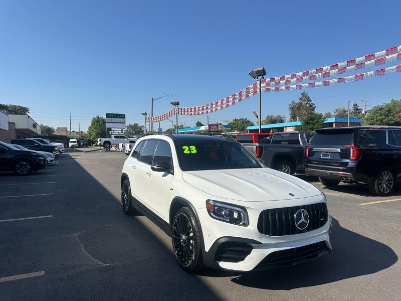 Mercedes-Benz GLB AMG GLB 35 4MATIC SUV 2023