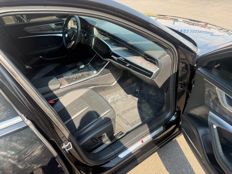Audi A6 Sedan Premium Plus 55 TFSI quattro 2024