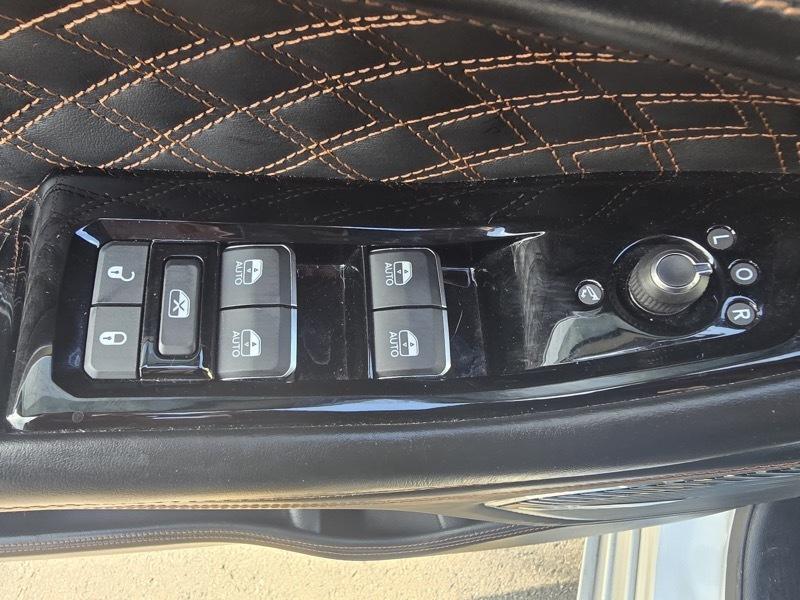 Jeep Grand Cherokee 4xe Summit Reserve 4x4 2023