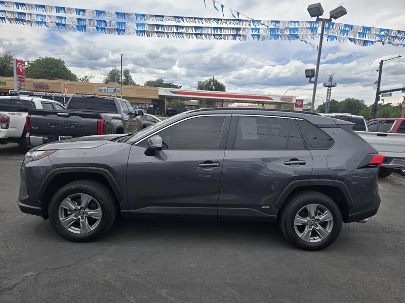 Toyota RAV4 Hybrid XLE AWD (Natl) 2025