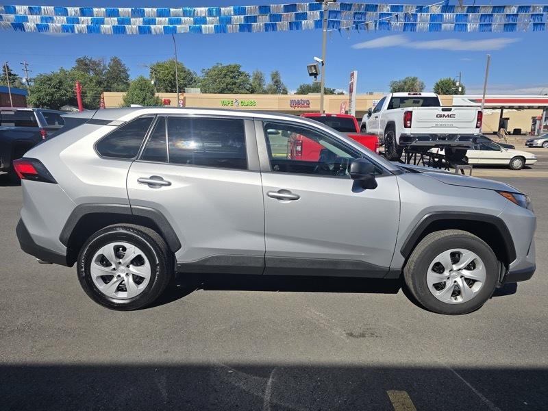 Toyota RAV4 LE AWD (Natl) 2025