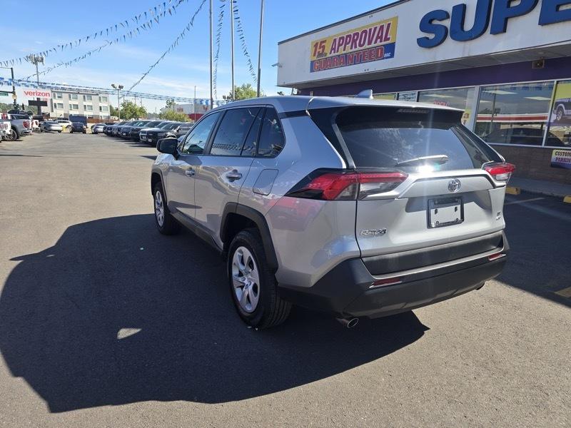 Toyota RAV4 LE AWD (Natl) 2025