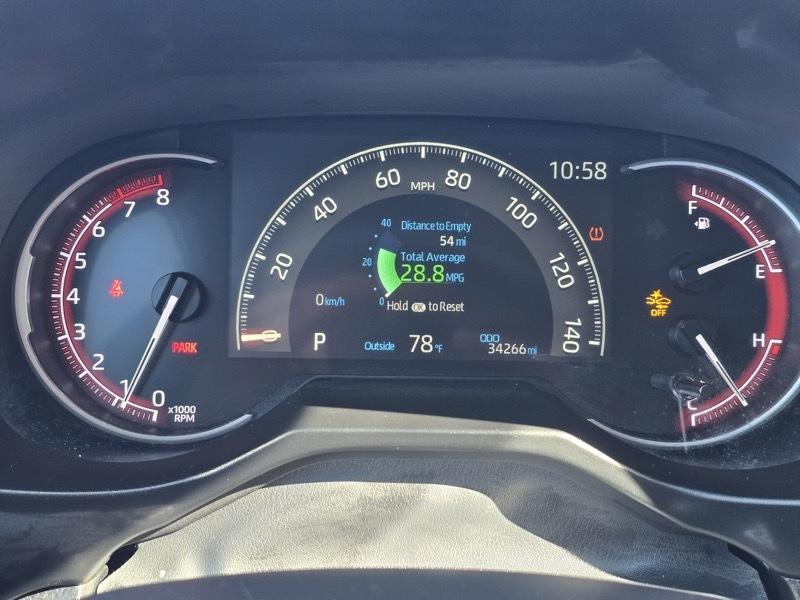 Toyota RAV4 LE AWD (Natl) 2025