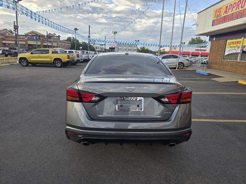Nissan Altima SR AWD 2025