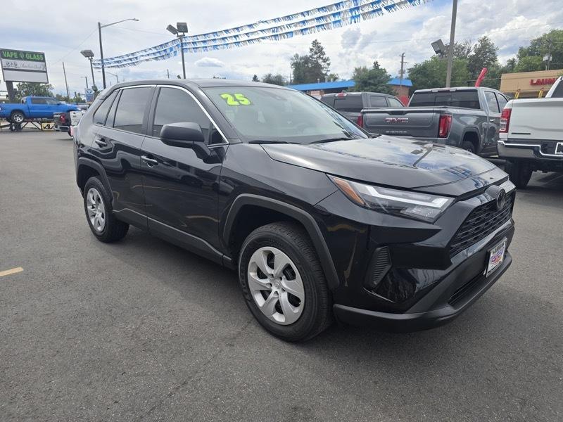 Toyota RAV4 LE AWD (Natl) 2025