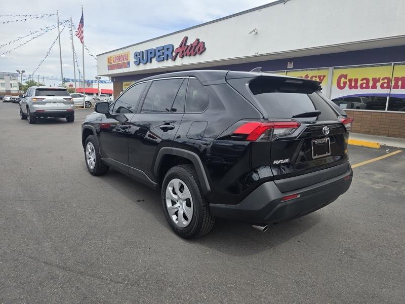Toyota RAV4 LE AWD (Natl) 2025