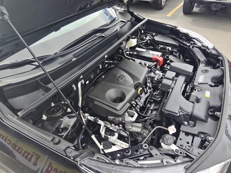 Toyota RAV4 LE AWD (Natl) 2025