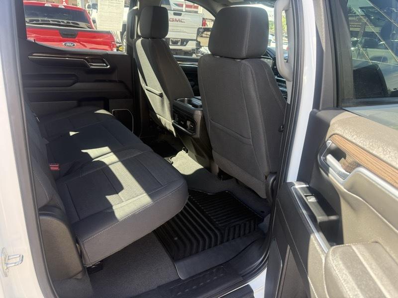 Chevrolet Silverado 1500 4WD Crew Cab 157" RST 2023