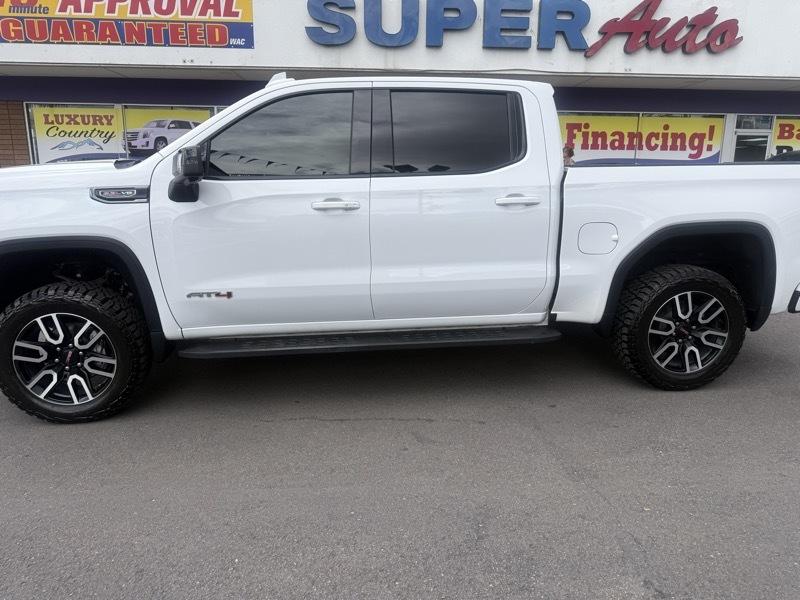 GMC Sierra 1500 4WD Crew Cab 147" AT4 2022