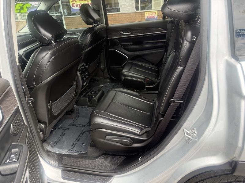 Jeep Grand Cherokee L Limited 4x4 2023