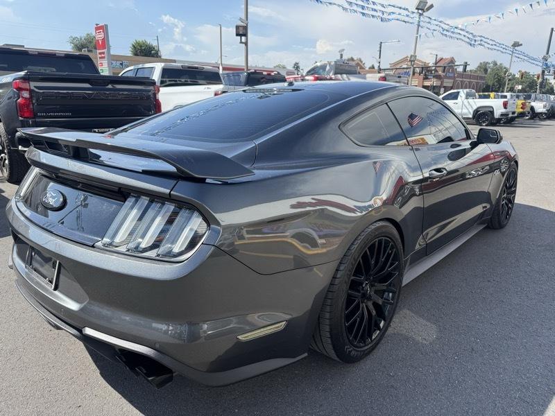 Ford Mustang GT Fastback 2020