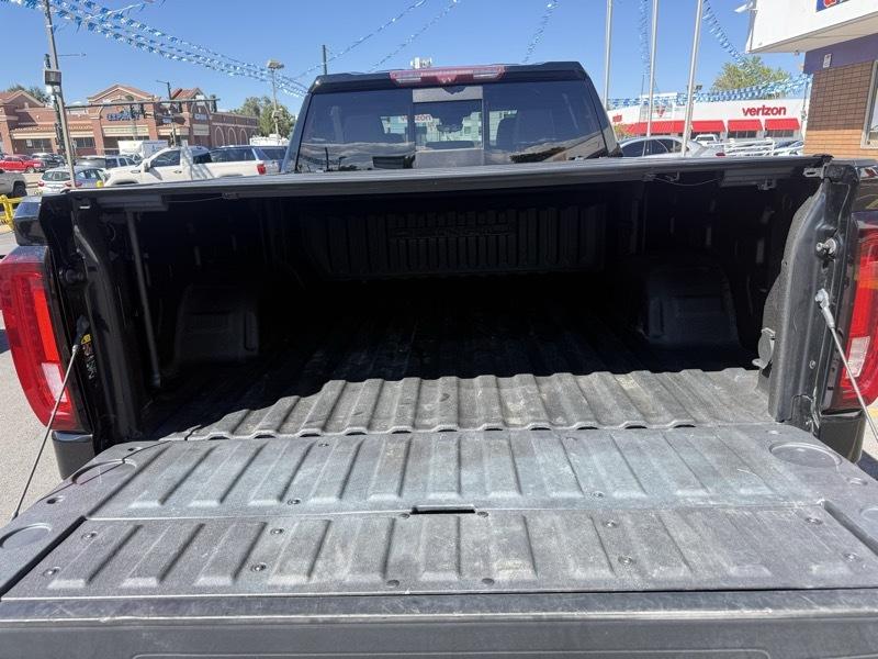 GMC Sierra 1500 4WD Crew Cab 157" Denali 2022