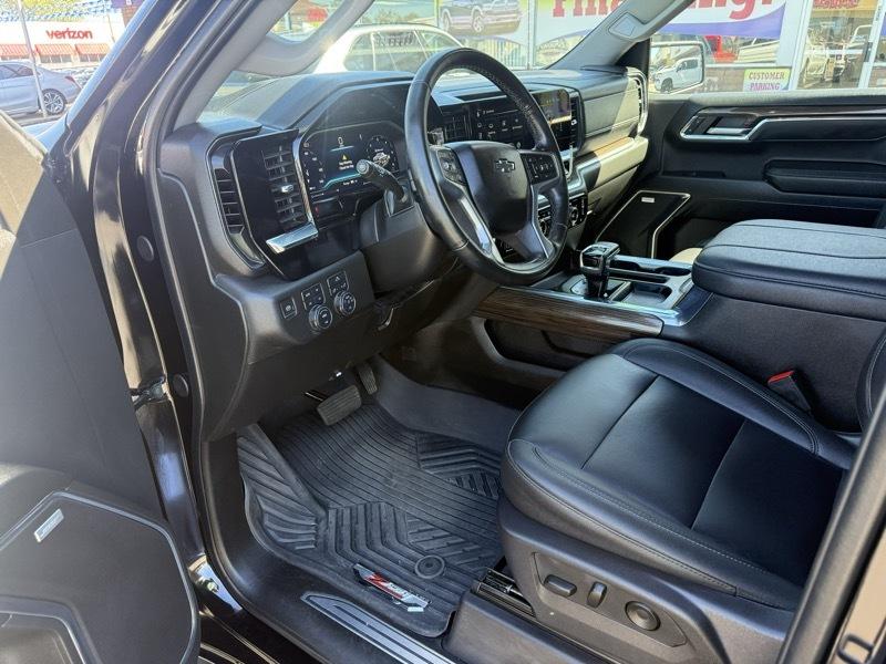 Chevrolet Silverado 1500 4WD Crew Cab 147" RST 2024