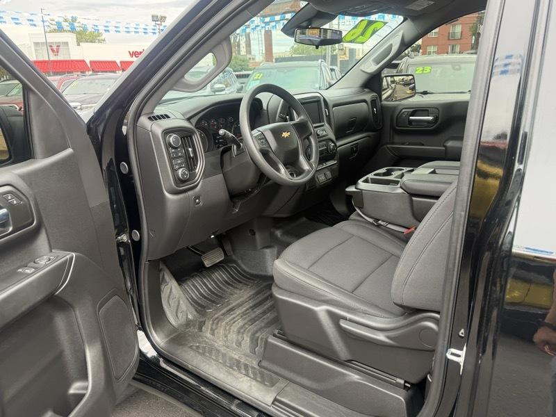 Chevrolet Silverado 1500 4WD Reg Cab 126" Work Truck 2026