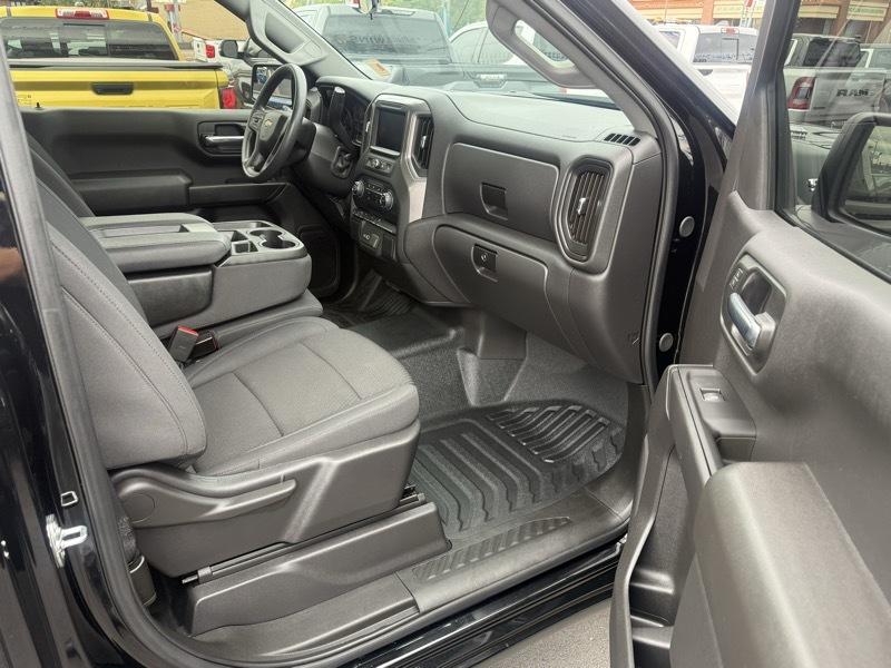 Chevrolet Silverado 1500 4WD Reg Cab 126" Work Truck 2026