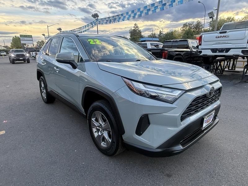Toyota RAV4 XLE AWD (Natl) 2022