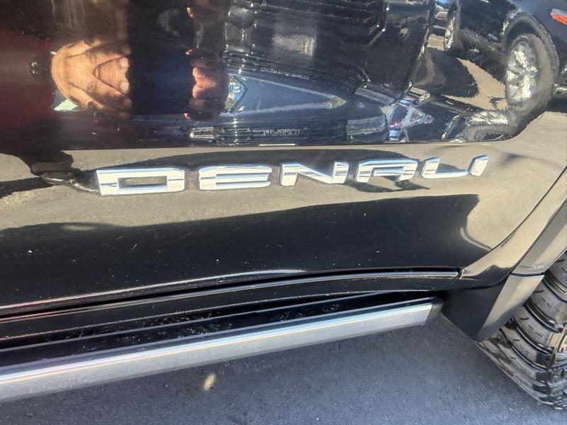 GMC Sierra 1500 4WD Crew Cab 147" Denali 2021