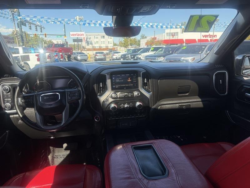GMC Sierra 1500 4WD Crew Cab 147" Denali 2021