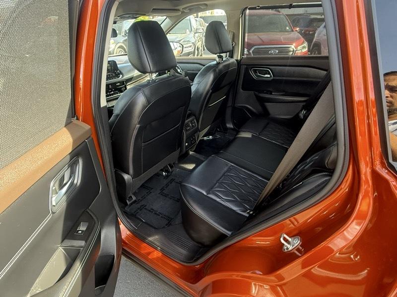 Nissan Rogue AWD Platinum 2021
