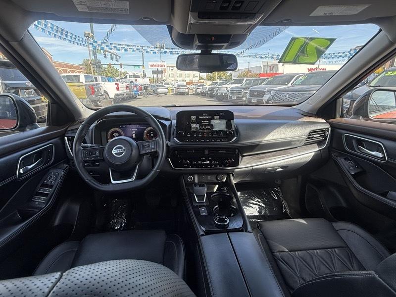 Nissan Rogue AWD Platinum 2021