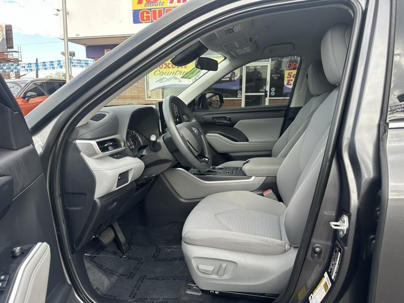 Toyota Highlander L AWD (Natl) 2021