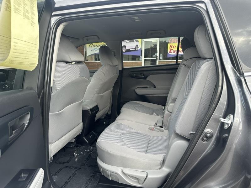 Toyota Highlander L AWD (Natl) 2021