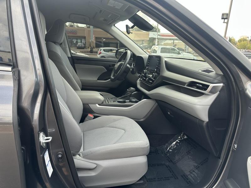 Toyota Highlander L AWD (Natl) 2021