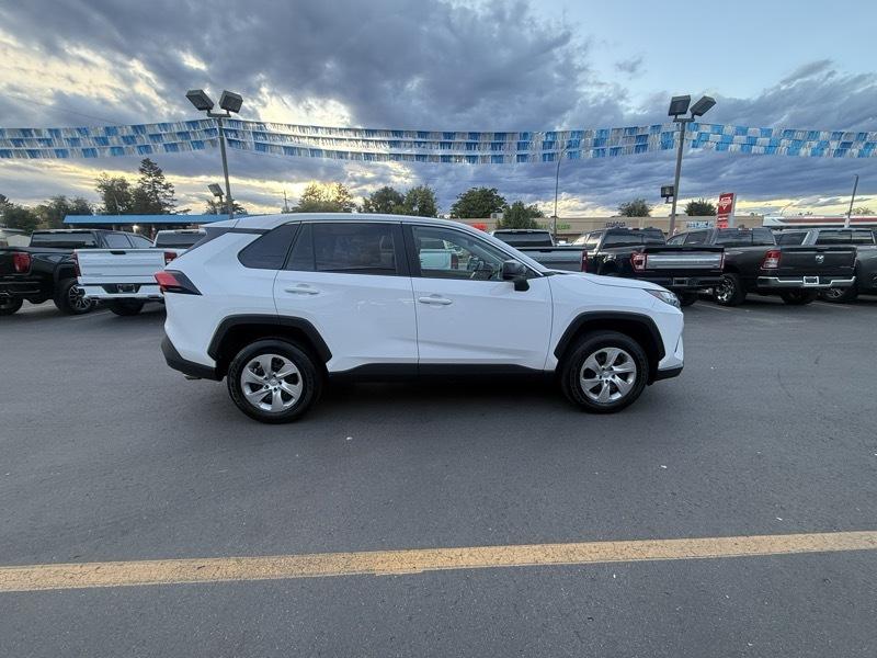 Toyota RAV4 LE AWD (Natl) 2025