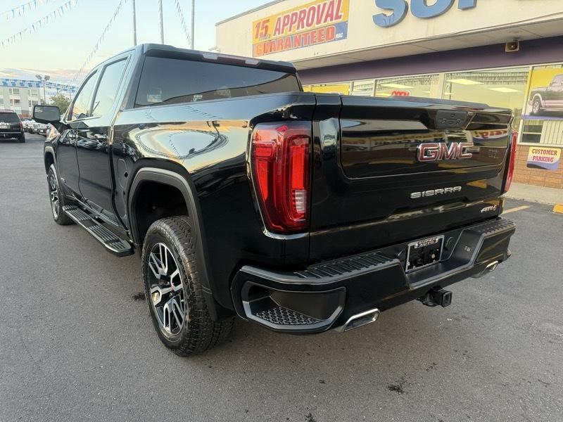 GMC Sierra 1500 4WD Crew Cab 147" AT4 2021