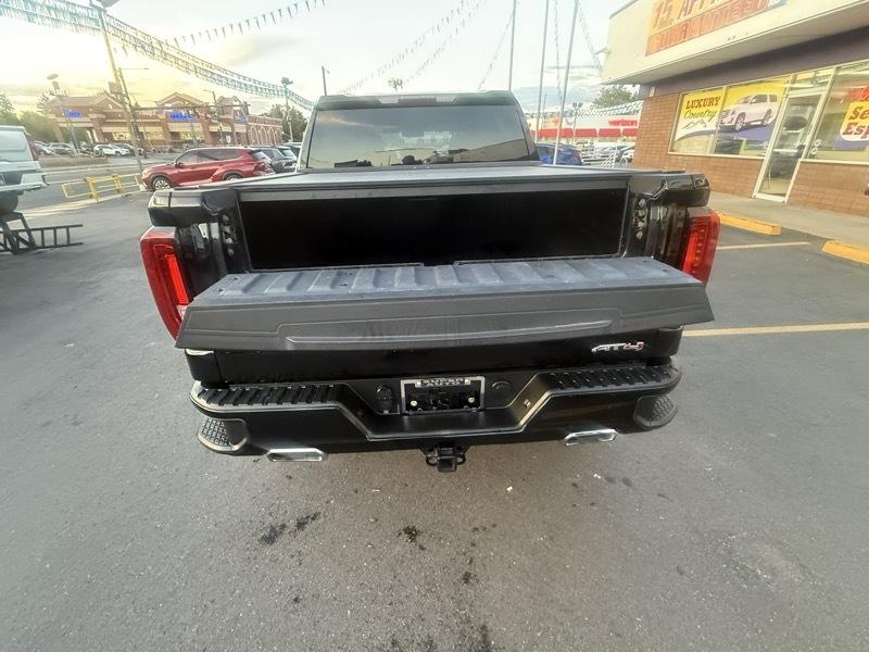 GMC Sierra 1500 4WD Crew Cab 147" AT4 2021